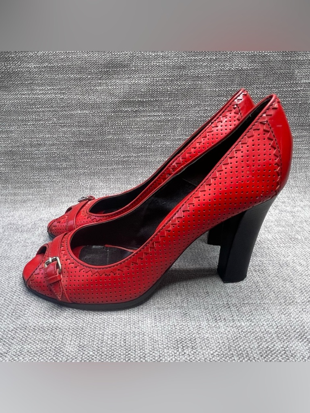 FENDI Peep Toe Pumps
